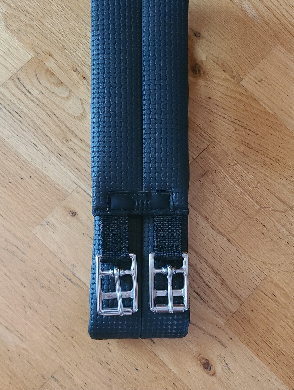 Wintec Black Girth 42"